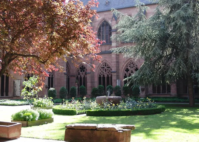 Riesling - Helle Und Grosszuegige Mit Guter Anbindung * מיינץ